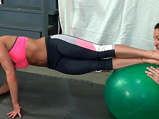 I begged Larissa Louder to let me lick her feet during yoga