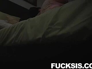 Maya Wolfe Ρουφάει τον Πούτσο του Stepbro σου Τώρα