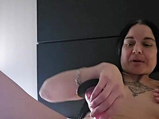 emy angel touche et frotte jouet