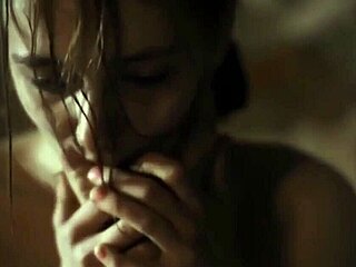 Agnieszka Pawe Kiewicz in scena di sesso con vecchio