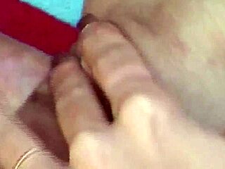 Trinity Mexx seduce bătrân cu pula mare