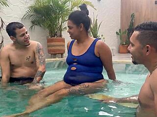 Seducing unknown girl for hard fuck with friend 😈