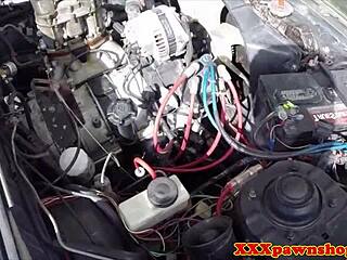 Hidden Cam Catches Amateur Babe Giving Blowjob In Car