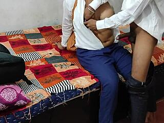 Girlfriend has secret sex at pool party