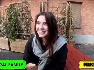 Felicia Vinas deepthroats 😋