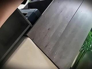 Upskirt Of Nympho Mexican Secretary Without Panties