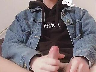 slave masturbates in bdsm