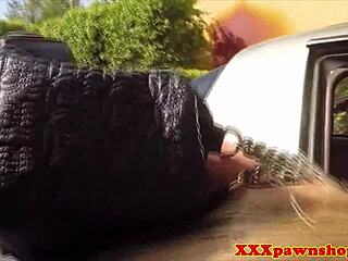 Hidden Cam Catches Amateur Babe Giving Blowjob In Car