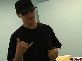 i'm taylor, fucking for cash while hubby watches