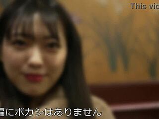 Cute amateur college girl gets lots of creampie