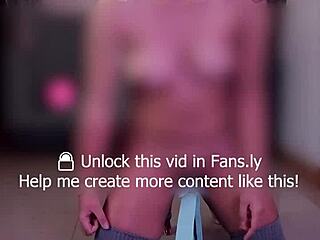 Experimenting on a Pussy Workout with Athletic Filipina on Beach