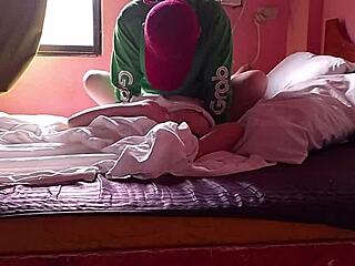 asian amateurs fuck in hotel, blowjob doggystyle creampie orgasm