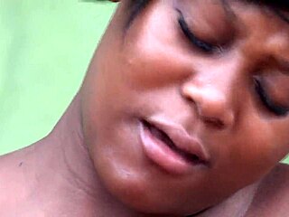 Hey, I Enjoyed My Neighbor In The Garage With Quickie Licking And Creampie.