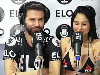 Entrevista con elo podcast termina con muchas preguntas picantes que me exitan jenifer play