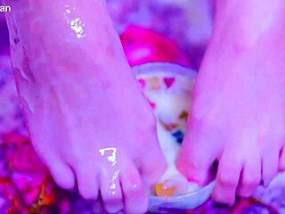 Bia Roman gets her sexy feet messy with licking and sucking