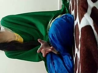 Rad samo sesem kurca, ne pa da ga vzamem noter