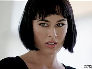 my wife likes getting dominated by olive glass