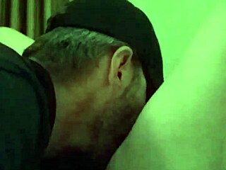 Intensely Eat That Skinny Brunette's Pussy In Homemade Cumshot Scene