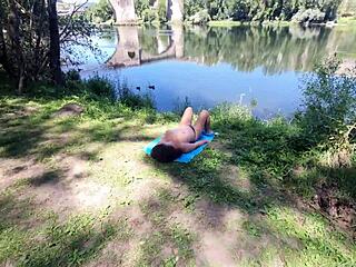 Stranger Massages Milf's Hairy Pussy On Public Beach!