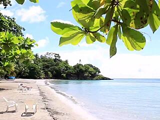 Preciosa rubia cubana flaquita folla el pollon de victor bloom.