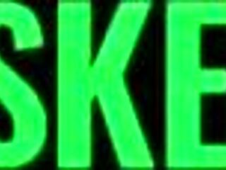 The Rock says fuck you! 😏 Featuring Lucy Mendez & Jors Estrada