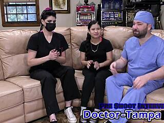 Dokter Tampa Hina Orphan Mya yang Nakal di Tes Fisik Cheerleading Pakai Sarung Tangan