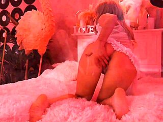 i'm barbie in a beautiful striptease