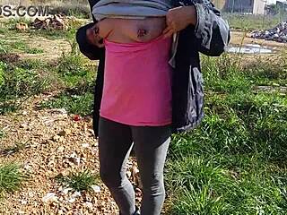 Kinky mother flashes pierced nipples and pussy on public street?