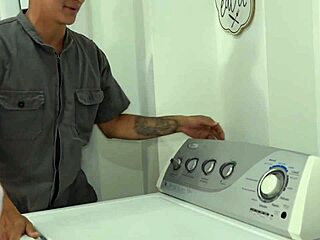 i tuk a huge kok in my giant as - devil khloee