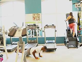 Gym Flirt Sofia Lures Rome To Fuck Her Big Pussy!