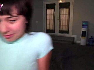 Kinky Nova Flame Loves Mature Cocks