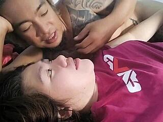 Sevgili Kıyafetleri Yırtıp Gerçek Sert Sikiş Yaptı Islak Şiş Pussy Fışkırdı Ev Yapımı