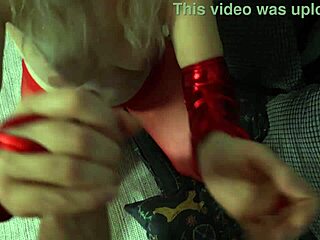 laura felt so aroused in her christmas pantyhose that she teased and gave a wet blowjob as gift