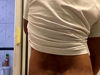 in this solo session, she dives into ANAL MASTURBATION with intense assfucking vibes