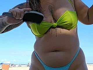 Exhibitionist boldly flashes while so wet that cock slides right in