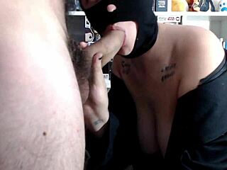 mi hermanastra argentina me hace sexo oral super rico tengo el pene como una roca but can you handle this big cock couple fucking in homemade latina orgasm?