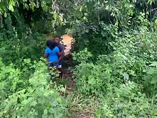 意大利丰满黑人18+妹首次后入猛干弯腰浪漫玩阴蒂