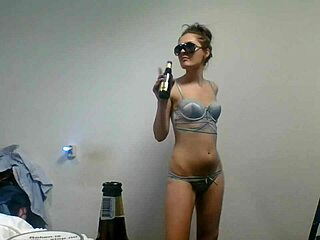 就吸那根大鸡巴