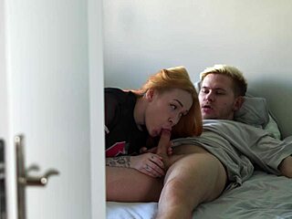 偷拍爱彼迎红发妹牛仔呻吟😍