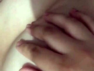 My Filipina girlfriend gets so horny when she's masturbating alone at home 😈