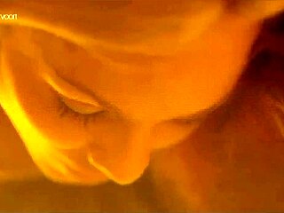 Top pillanatok szőke celeb Laura Vandervoort fantázia jeleneteiből