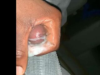 Amateur mature man explores solo masturbation in homemade session on Fuckxworld platform