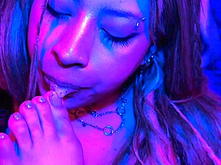 Paola, why do you love sucking your toes so much?