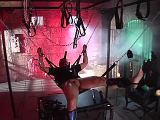 you tie me up tight then i ride your dick and strapon hard