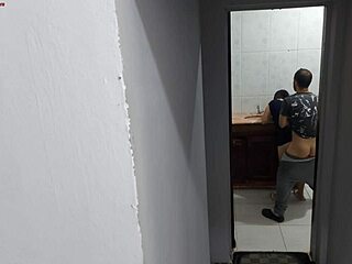 Chytil jsem svou Brazilku manželku při šukání s instalatérem na hajzlu