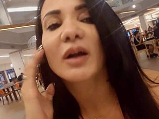 De volta a putaria na reabertura do cinema with Brazilian brunette in public doggystyle