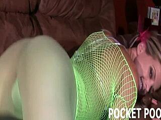 hey do you like my 18+ pigtails and pantyhose