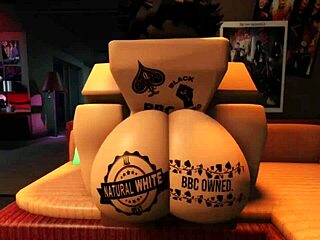 嘿大屌干罗布乐思骚货 奶子射满精