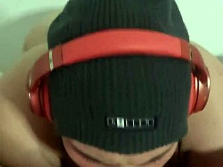 SOFT TO HARD SLOPPY BLOWJOB IN HEADPHONES! Curvy Amateur Deepthroat Leads to Cum in Mouth and Post Orgasm POV Sucking.