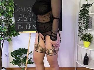 Sexual Wellness Curvy Amateur In Lingerie Stockings Glasses Heels